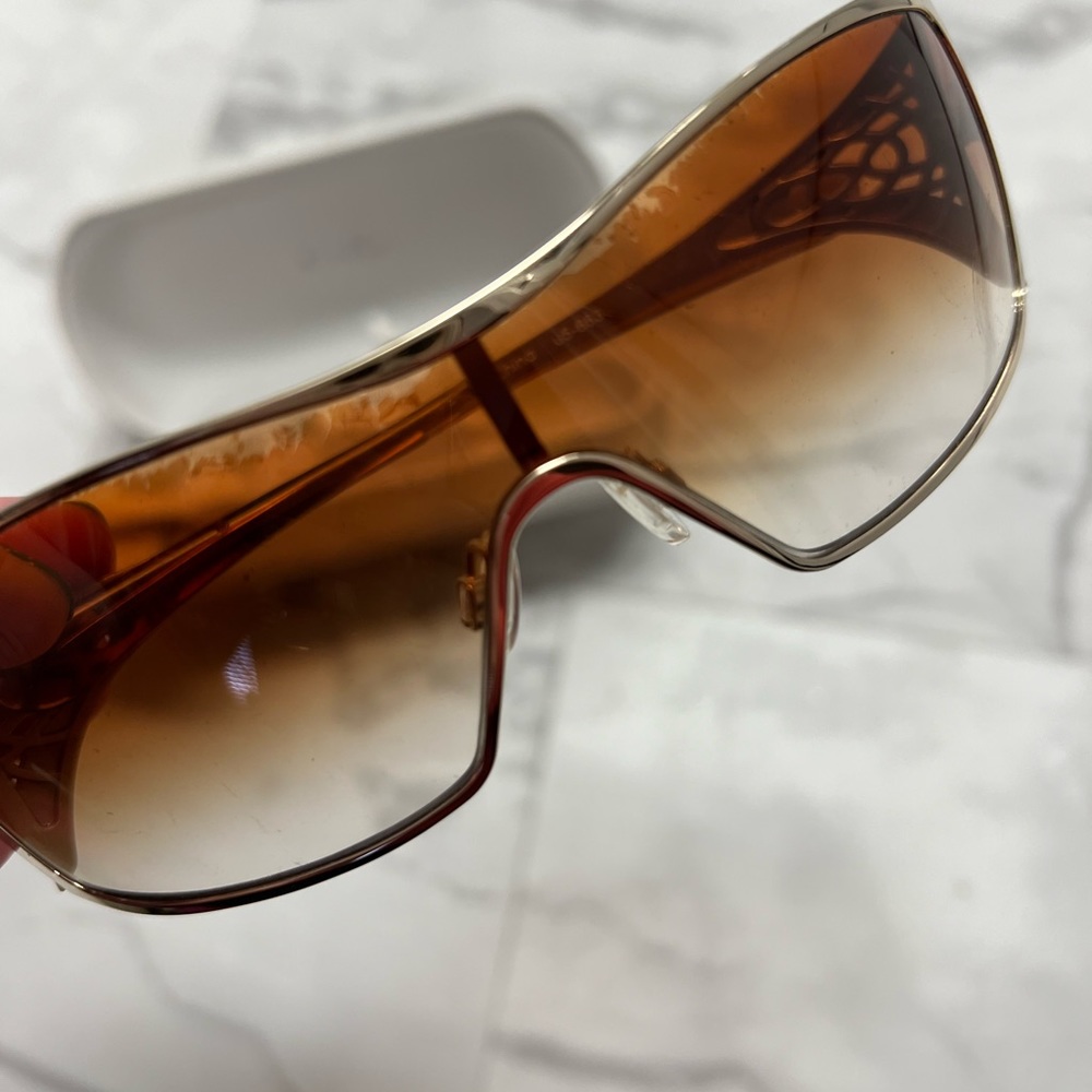 Oakley sunglasses